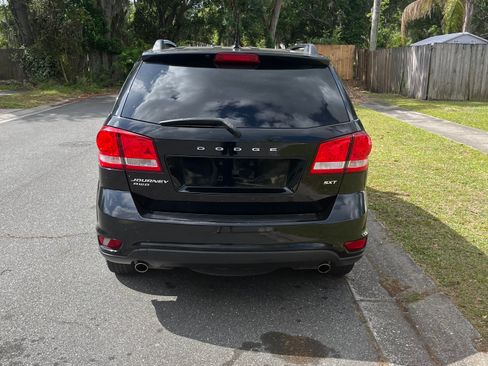Used 2017 Dodge Journey SXT AWD/4WD image 6