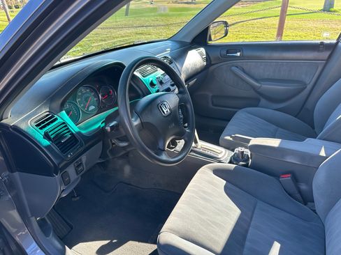 Used 2004 Honda Civic LX image 9