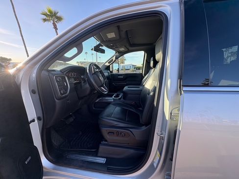 Used 2020 Chevrolet Silverado 3500 LTZ w/ LTZ Plus Package image 15