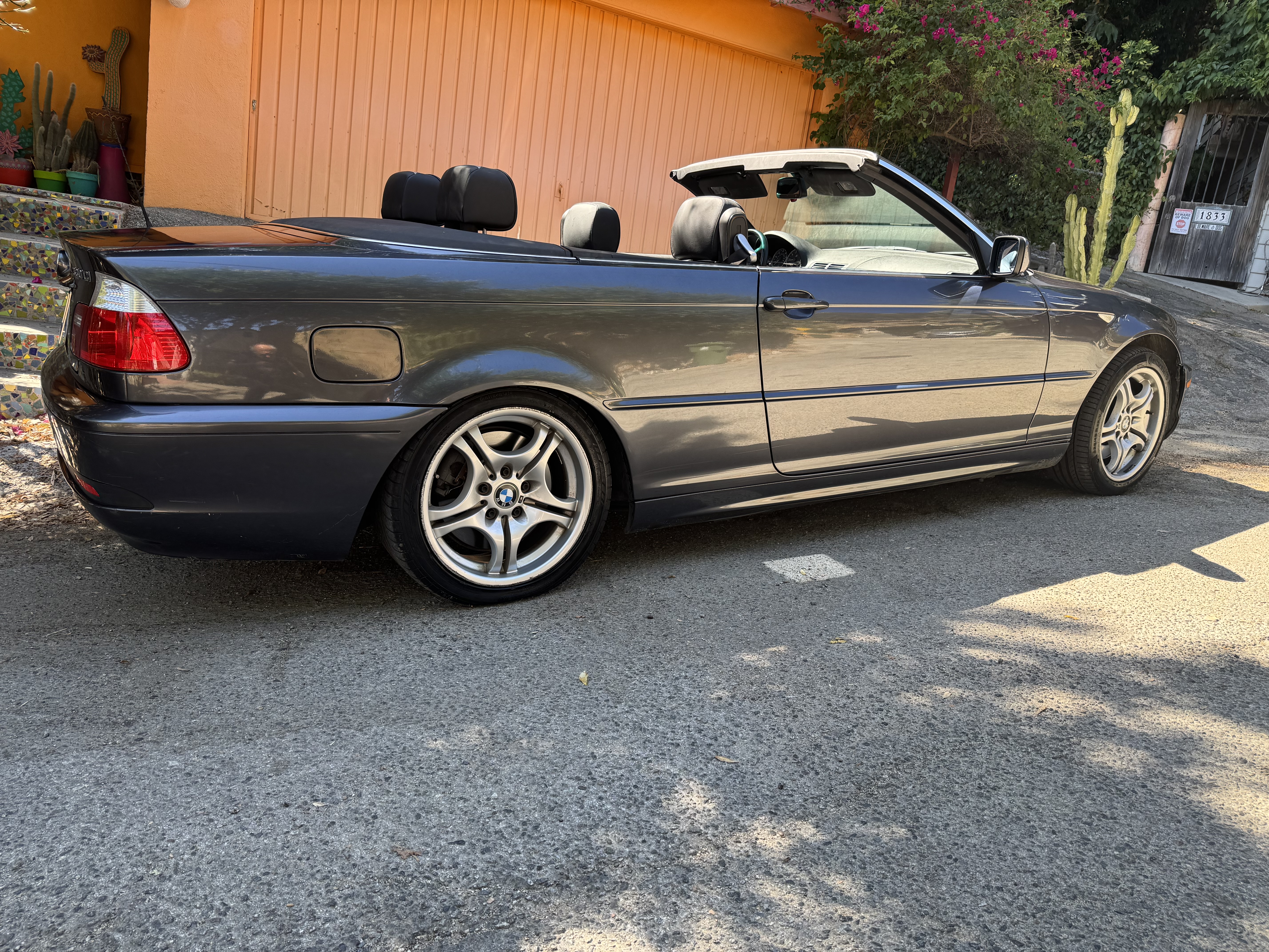 Used 2005 BMW 330Ci Convertible RWD image 11