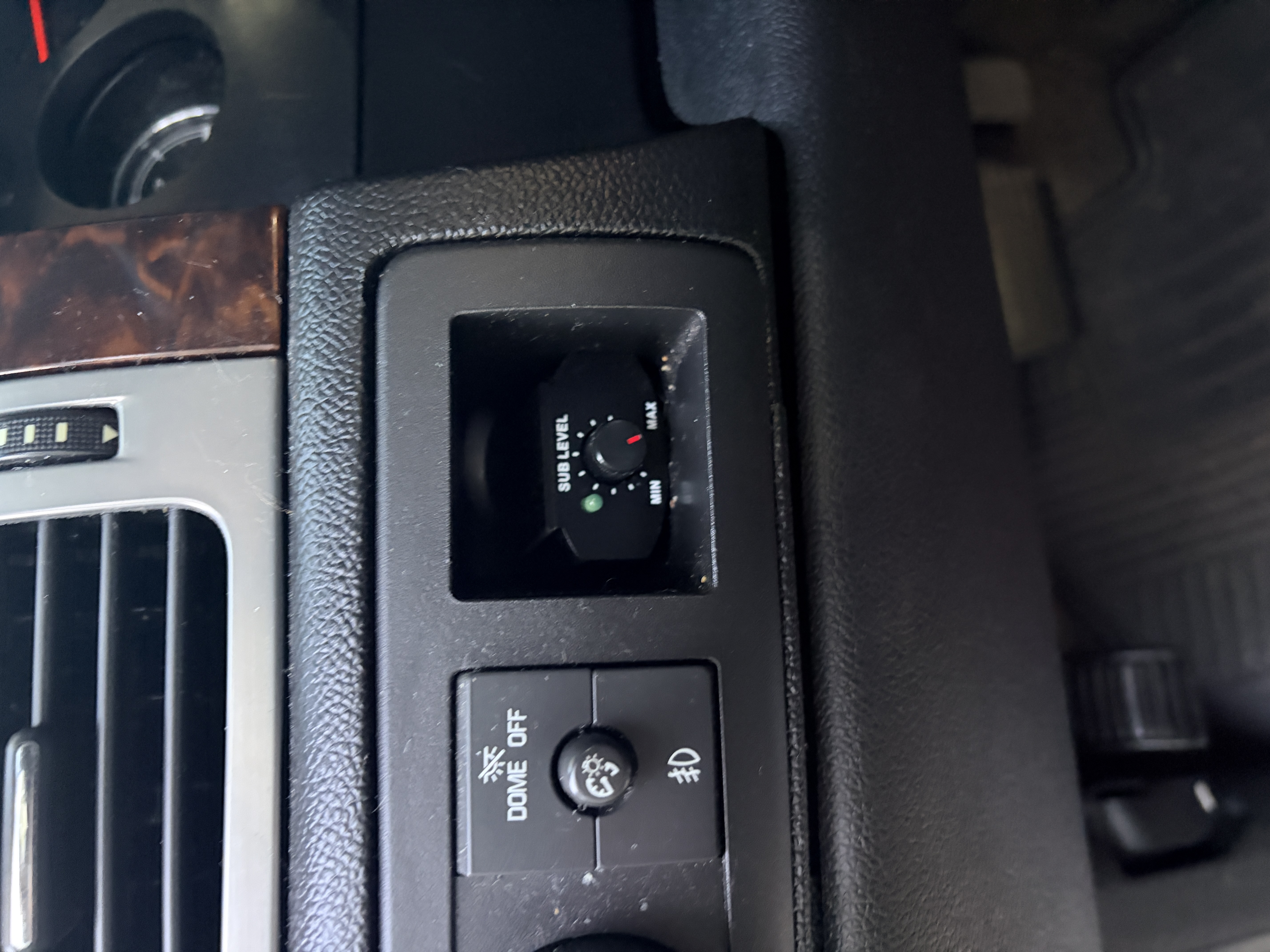Used 2013 GMC Yukon Denali AWD/4WD image 15