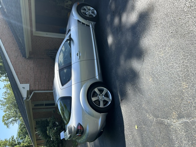Used 2004 MAZDA RX-8 w/ AT Touring Pkg RWD image 2