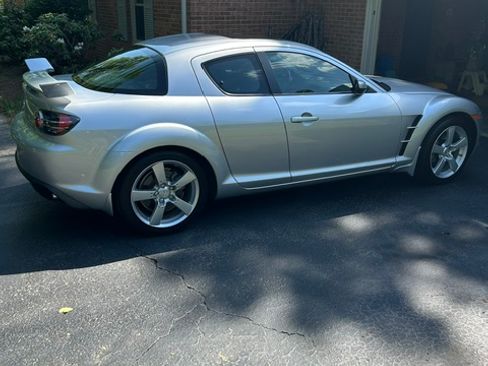 Used 2004 MAZDA RX-8 w/ AT Touring Pkg RWD image 2