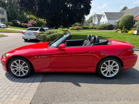 Used 2006 Honda S2000 image 4