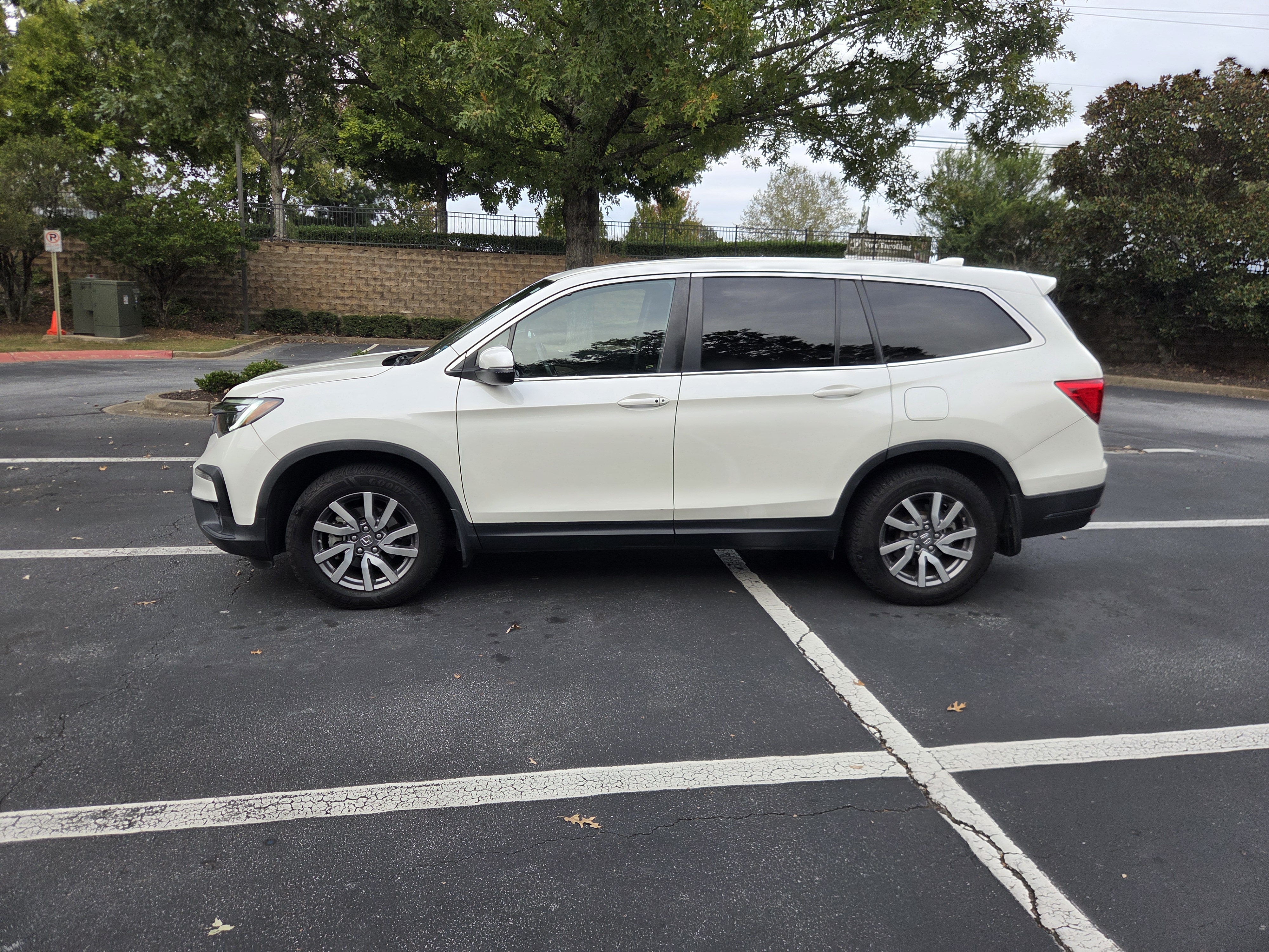 Used 2019 Honda Pilot EX-L image 2