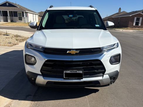 Used 2021 Chevrolet TrailBlazer LT image 1