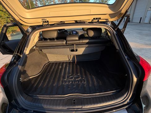 Used 2017 INFINITI QX50 2WD w/ Premium Plus Package image 12