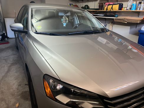 Used 2014 Volkswagen Passat 1.8T S image 2