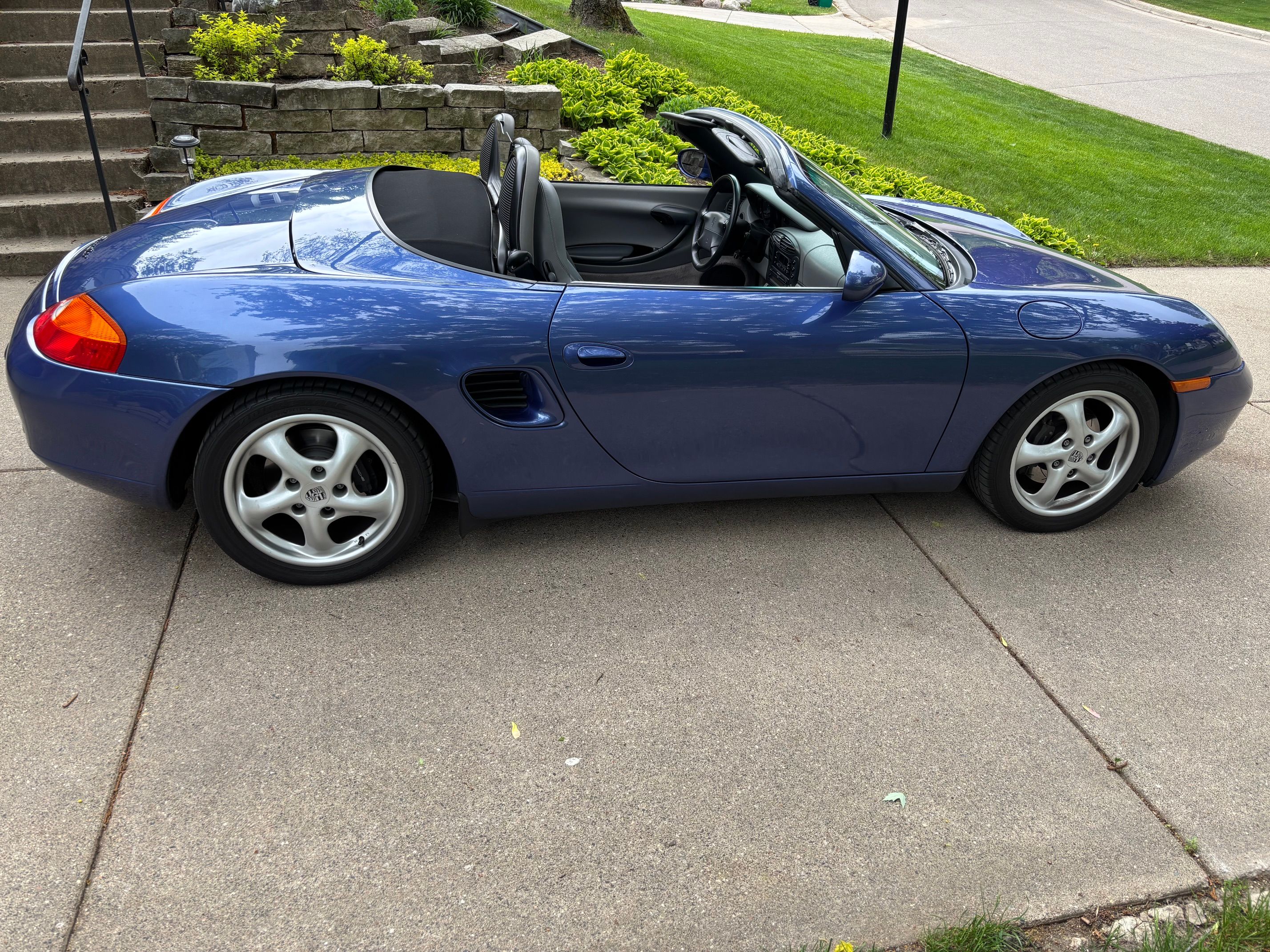 Used 1997 Porsche Boxster RWD image 1