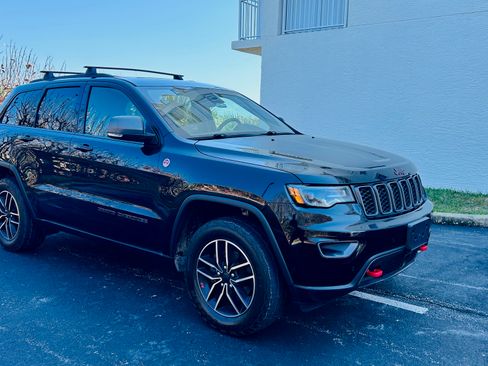 Used 2020 Jeep Grand Cherokee Trailhawk w/ Trailhawk Luxury Group image 1