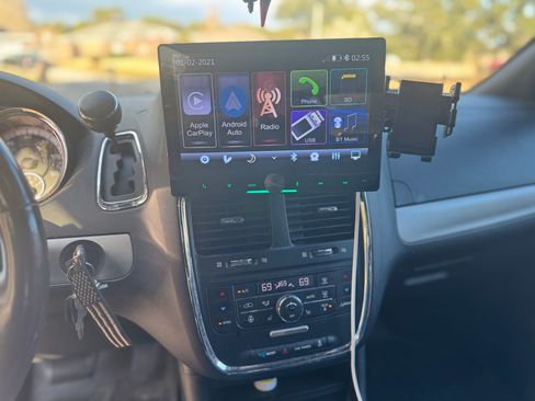 Used 2019 Dodge Grand Caravan GT image 8