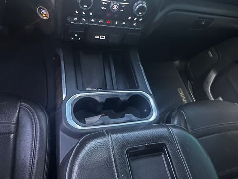 Used 2020 GMC Sierra 1500 Denali w/ Denali Ultimate Package image 18