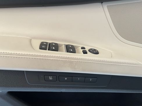 Used 2014 BMW 750Li 750Li Sedan 4D image 20