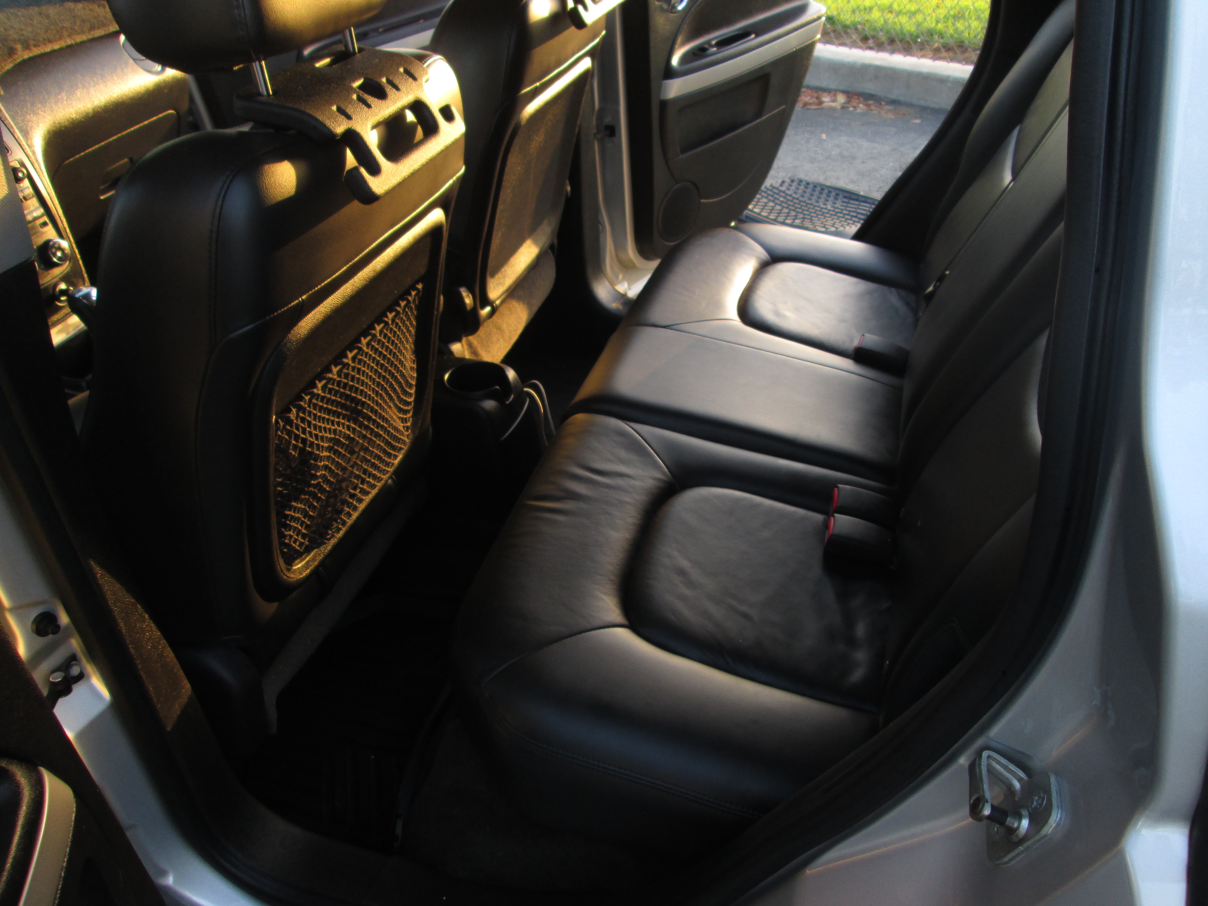 Used 2010 Chevrolet HHR LT w/ LT Preferred Equipment Group FWD image 21