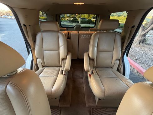 Used 2009 Chevrolet Tahoe LTZ image 23