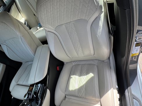 Used 2020 BMW 540i xDrive w/ Executive Package image 14