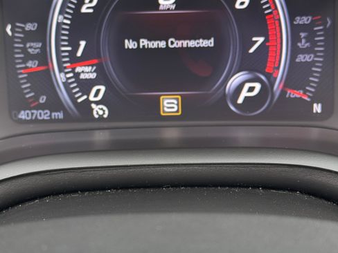 Used 2014 Chevrolet Corvette Stingray Convertible w/ 3LT Preferred Equipment Group RWD image 8