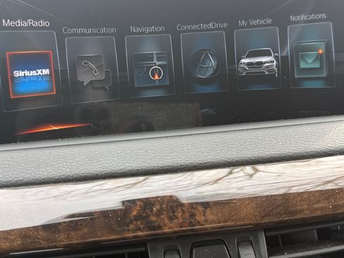 Used 2017 BMW X5 xDrive35i image 9