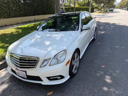 Used 2011 Mercedes-Benz E 350 Sedan image 2