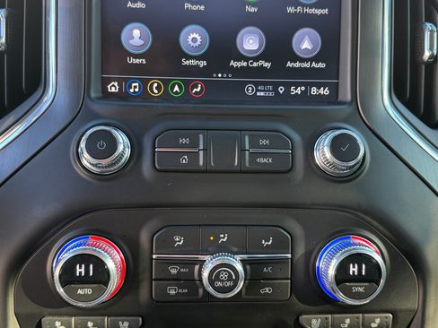 Used 2022 GMC Sierra 1500 AT4 w/ AT4 Preferred Package image 13