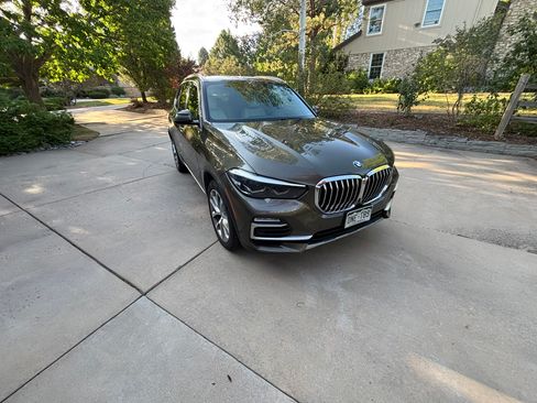 Used 2020 BMW X5 xDrive40i w/ Premium Package AWD/4WD image 5