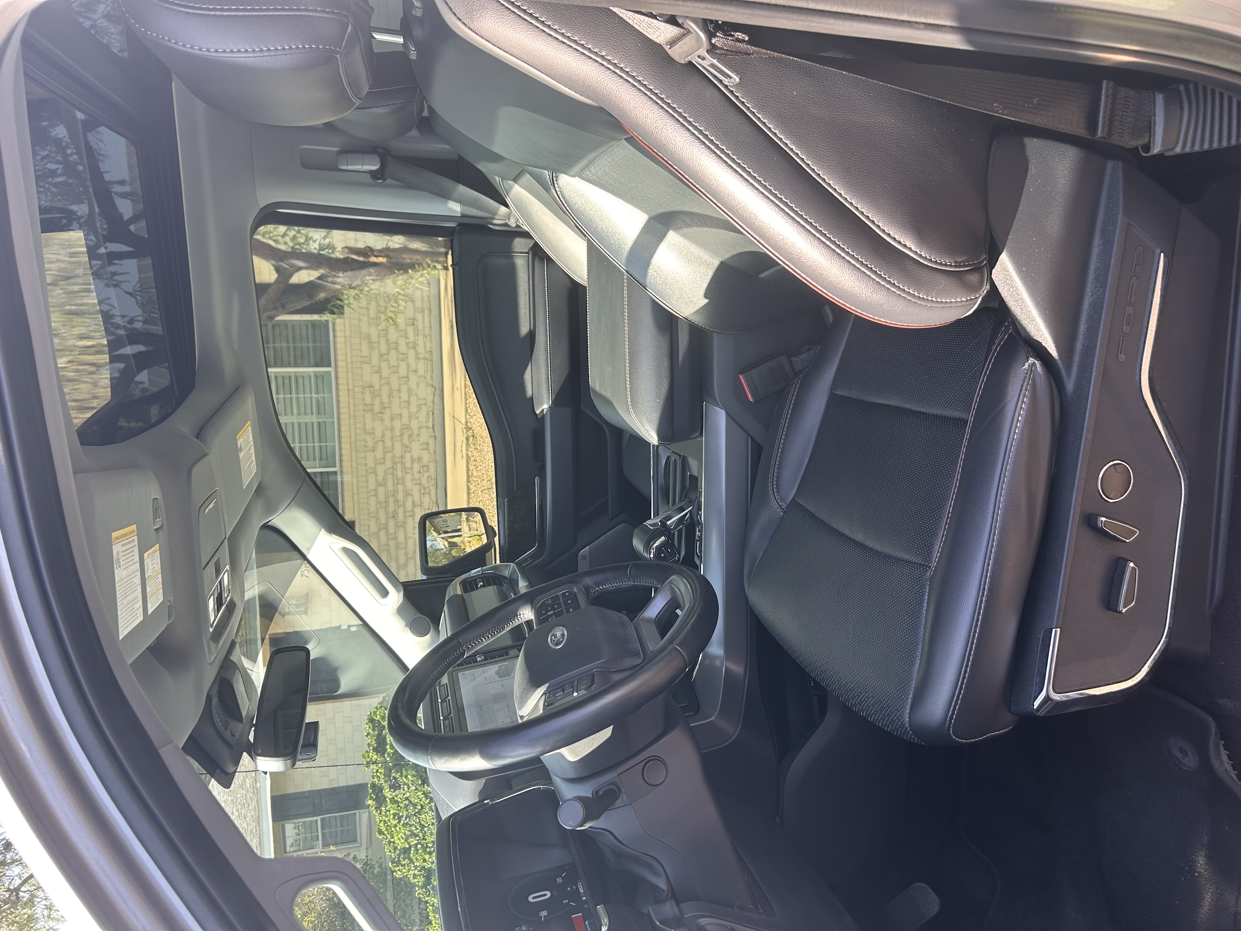 Used 2021 Ford F150 Lariat w/ Equipment Group 502A High RWD image 9