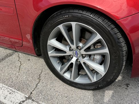 Used 2013 Volvo C70 T5 image 24