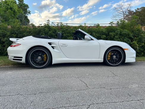 Used 2013 Porsche 911 Turbo S AWD/4WD image 4