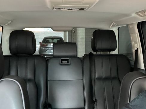 Used 2012 Land Rover Range Rover Supercharged image 15