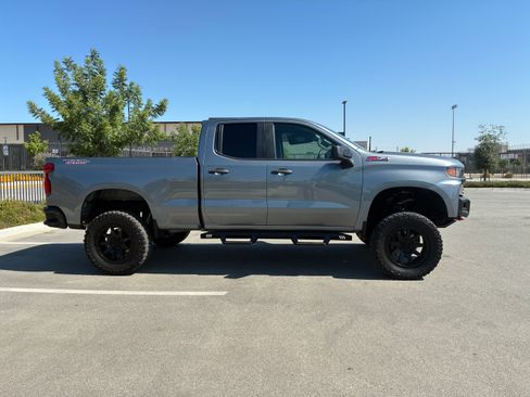 Used 2019 Chevrolet Silverado 1500 Custom Trail Boss w/ Custom Convenience Package AWD/4WD image 1