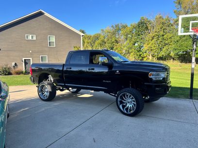 Used 2024 RAM 2500 Laramie w/ Sport Appearance Package