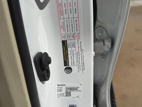 Used 2023 INFINITI QX80 Sensory w/ Cargo Package image 9