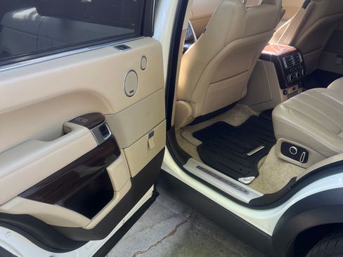 Used 2017 Land Rover Range Rover Long Wheelbase Supercharged image 6