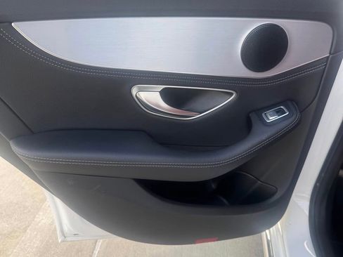 Used 2016 Mercedes-Benz C 300 4MATIC Sedan image 17