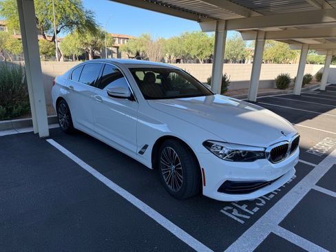 Used 2019 BMW 540i w/ Convenience Package RWD image 5