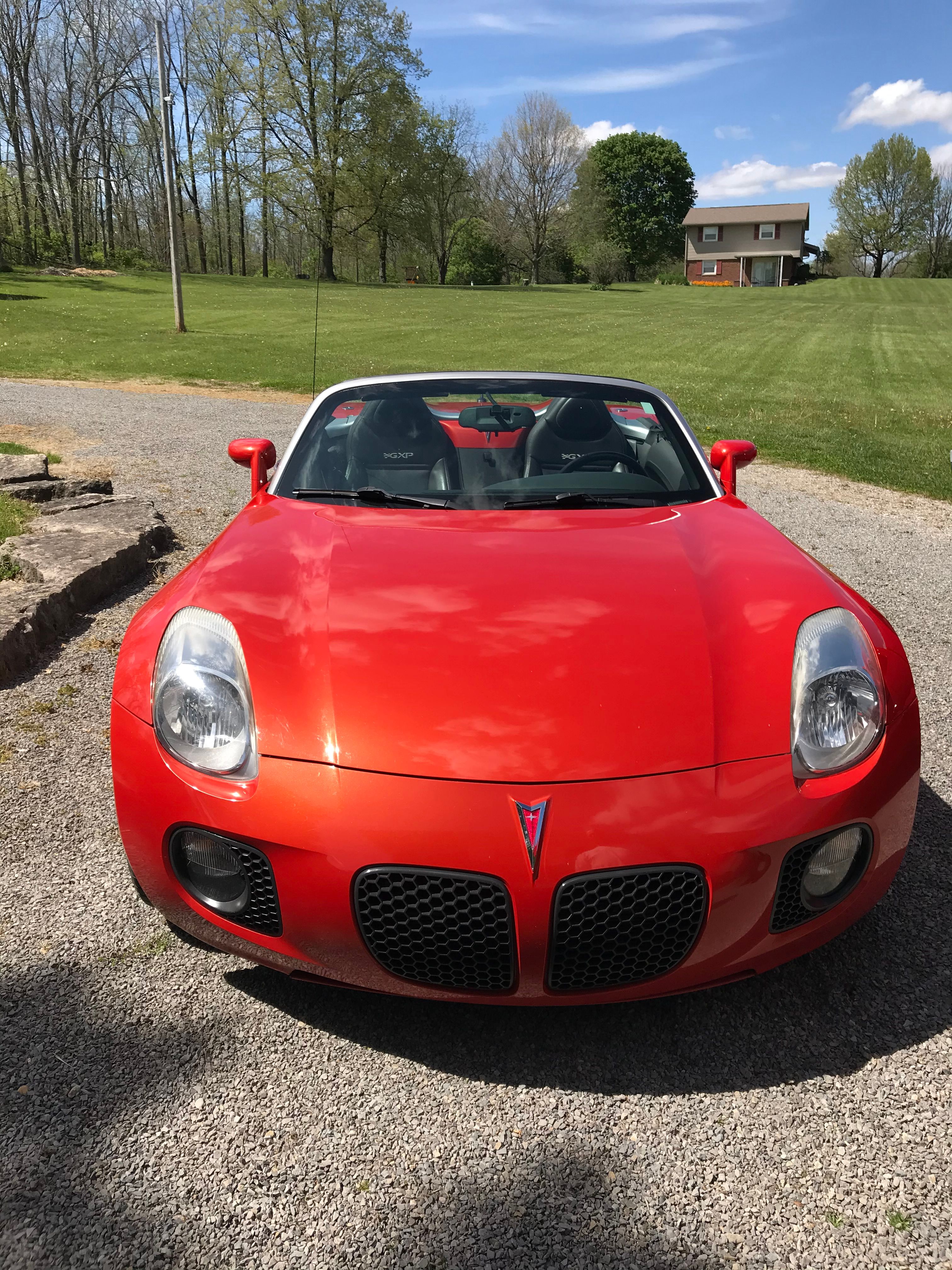 Used 2008 Pontiac Solstice GXP w/ Premium Package RWD image 4