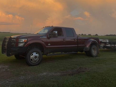 Used 2016 Ford F350 King Ranch w/ Camper Package AWD/4WD image 6