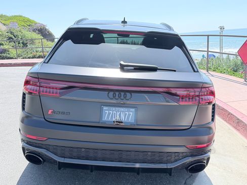 Used 2021 Audi RS Q8 Sport Utility 4D w/ Carbon Optic Package image 5