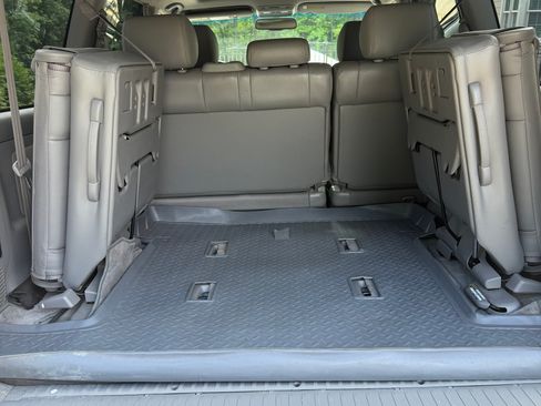 Used 2006 Toyota Land Cruiser AWD/4WD image 8