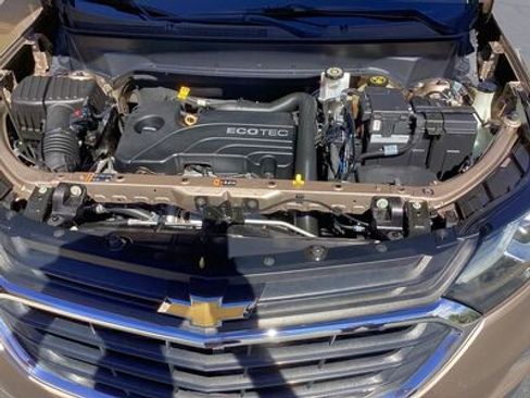 Used 2019 Chevrolet Equinox LS image 11