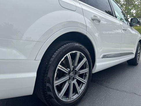 Used 2018 Audi Q7 2.0T Premium Plus w/ Premium Plus Package AWD/4WD image 11