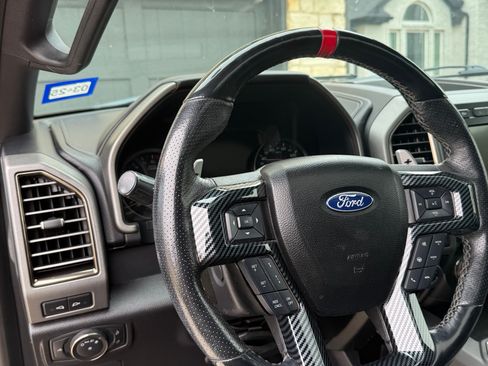 Used 2018 Ford F150 Raptor w/ Equipment Group 802A Luxury image 13