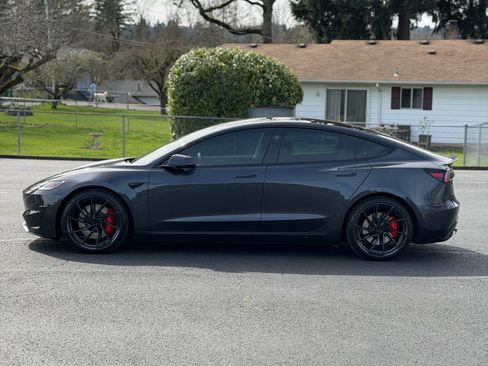 Used 2024 Tesla Model 3 Performance image 10