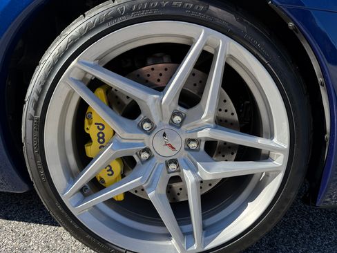 Used 2006 Chevrolet Corvette Coupe w/ Preferred Equipment Group image 26