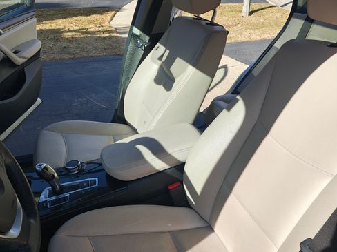 Used 2016 BMW X3 xDrive28i image 13