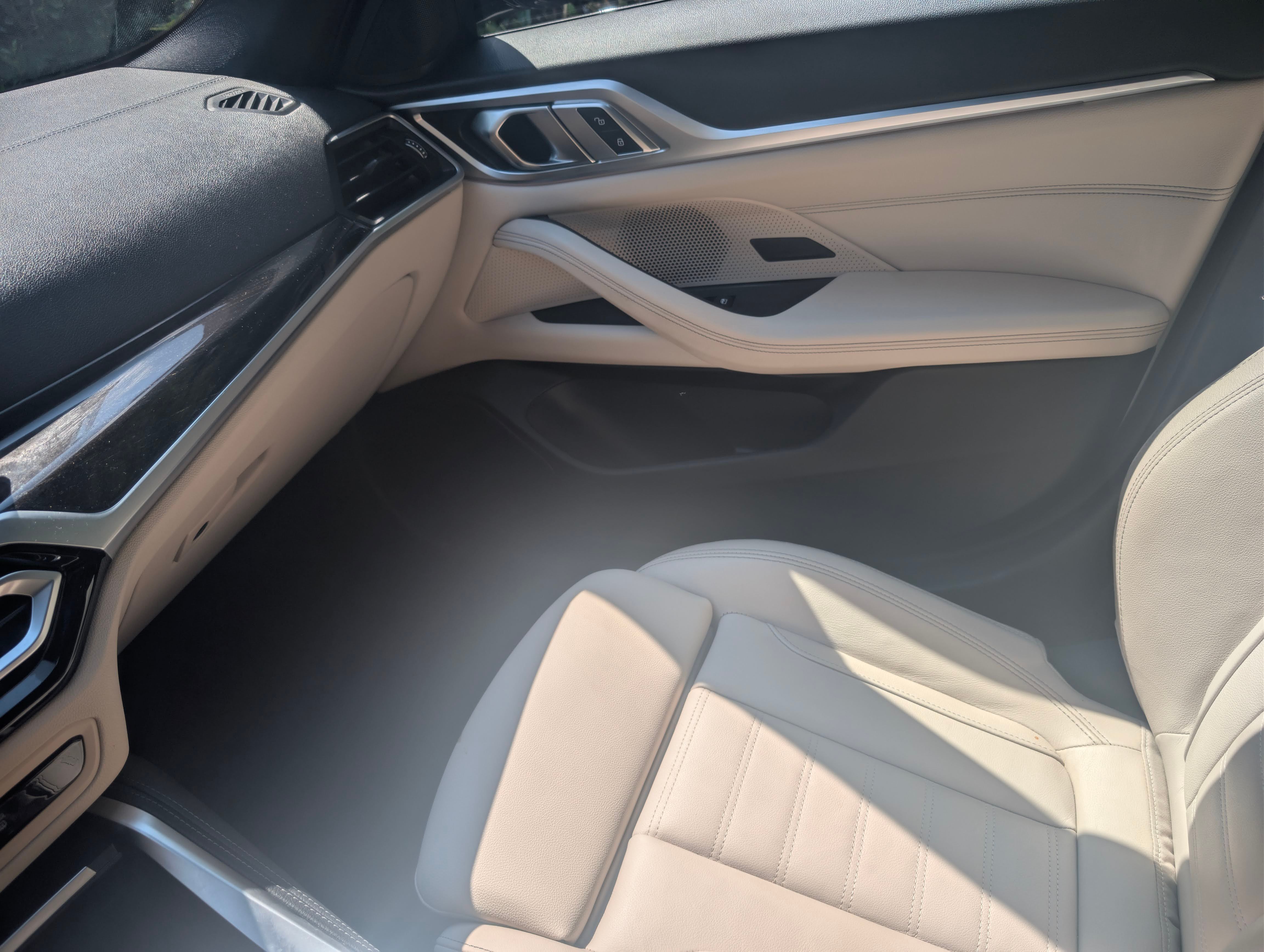 Used 2024 BMW i4 eDrive40 RWD image 11