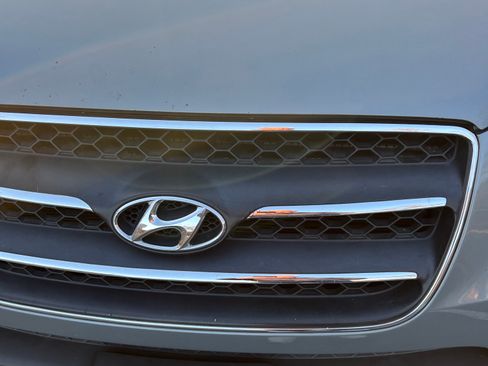 Used 2008 Hyundai Santa Fe SE image 17