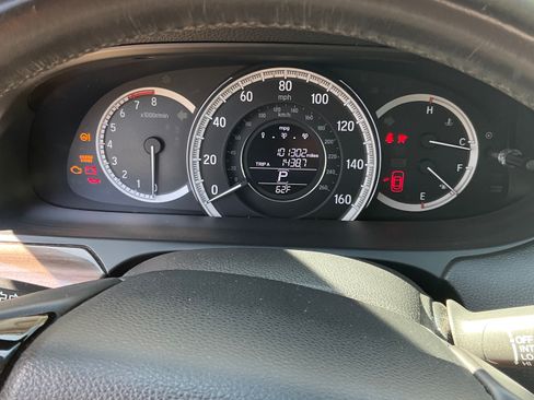 Used 2016 Honda Accord EX-L image 8