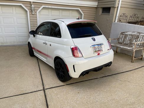 Used 2013 FIAT 500 Abarth w/ Comfort/Convenience Group image 2