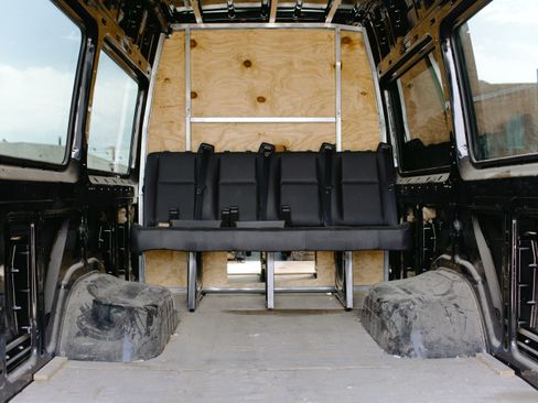 Used 2020 Mercedes-Benz Sprinter 3500 image 6